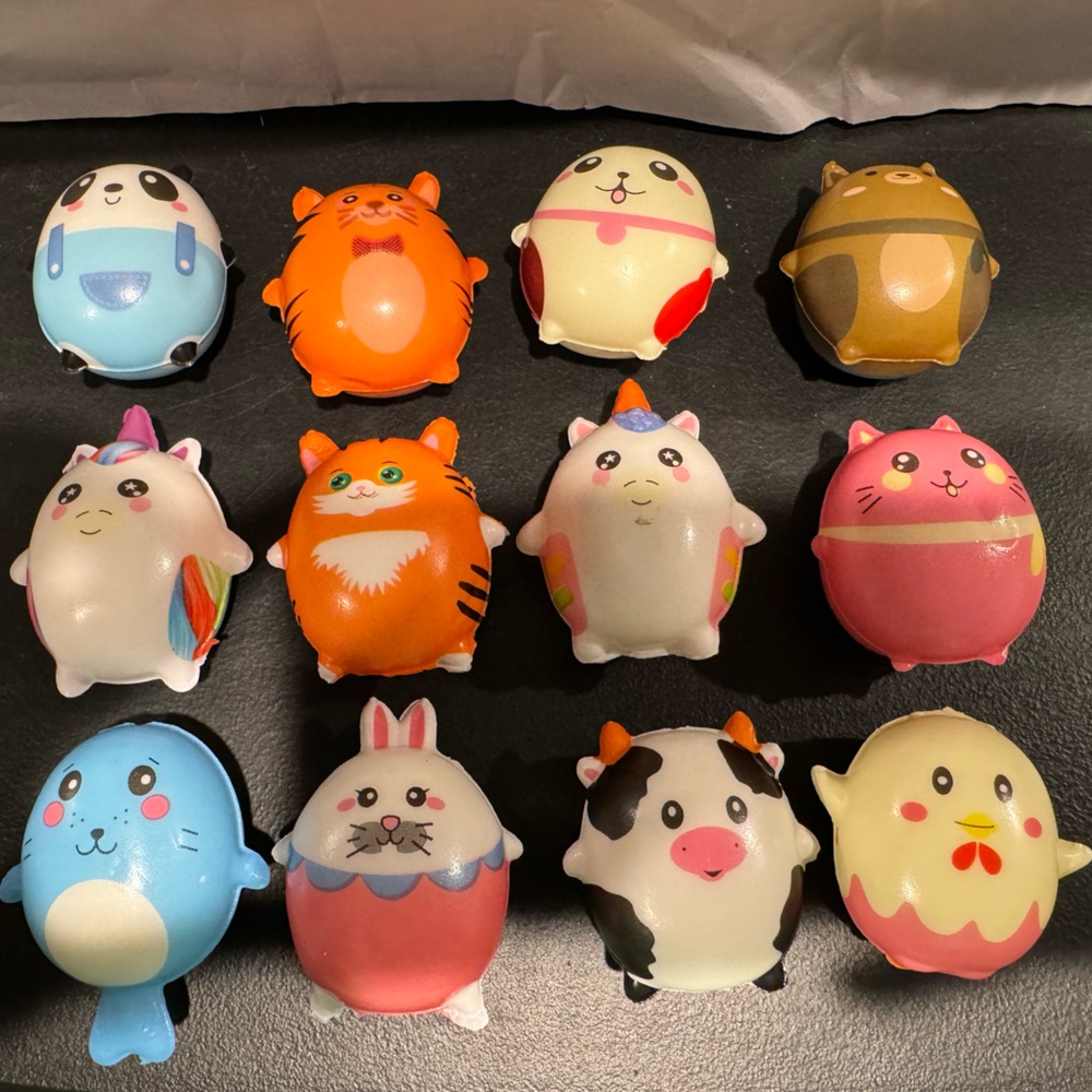 12 count- Hand Size (1-2in) Slow Rise Squishies. Brand New.